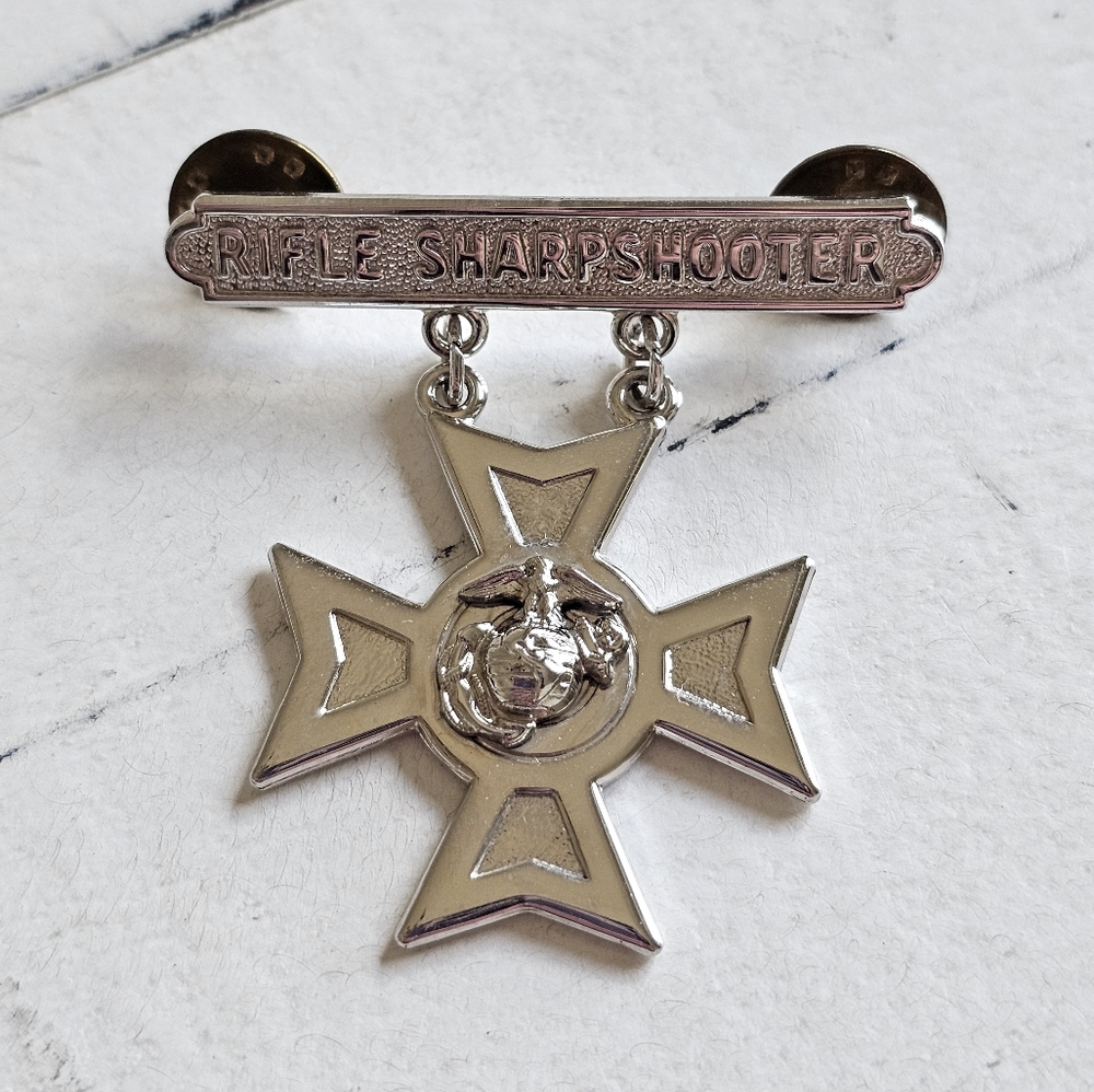 USMC Rifle Sharpshooter Badge